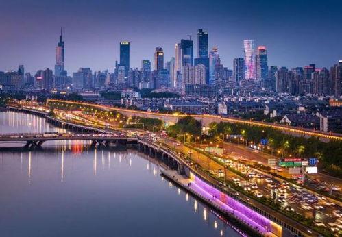 秦淮河今日头条,古韵新篇，繁华再现